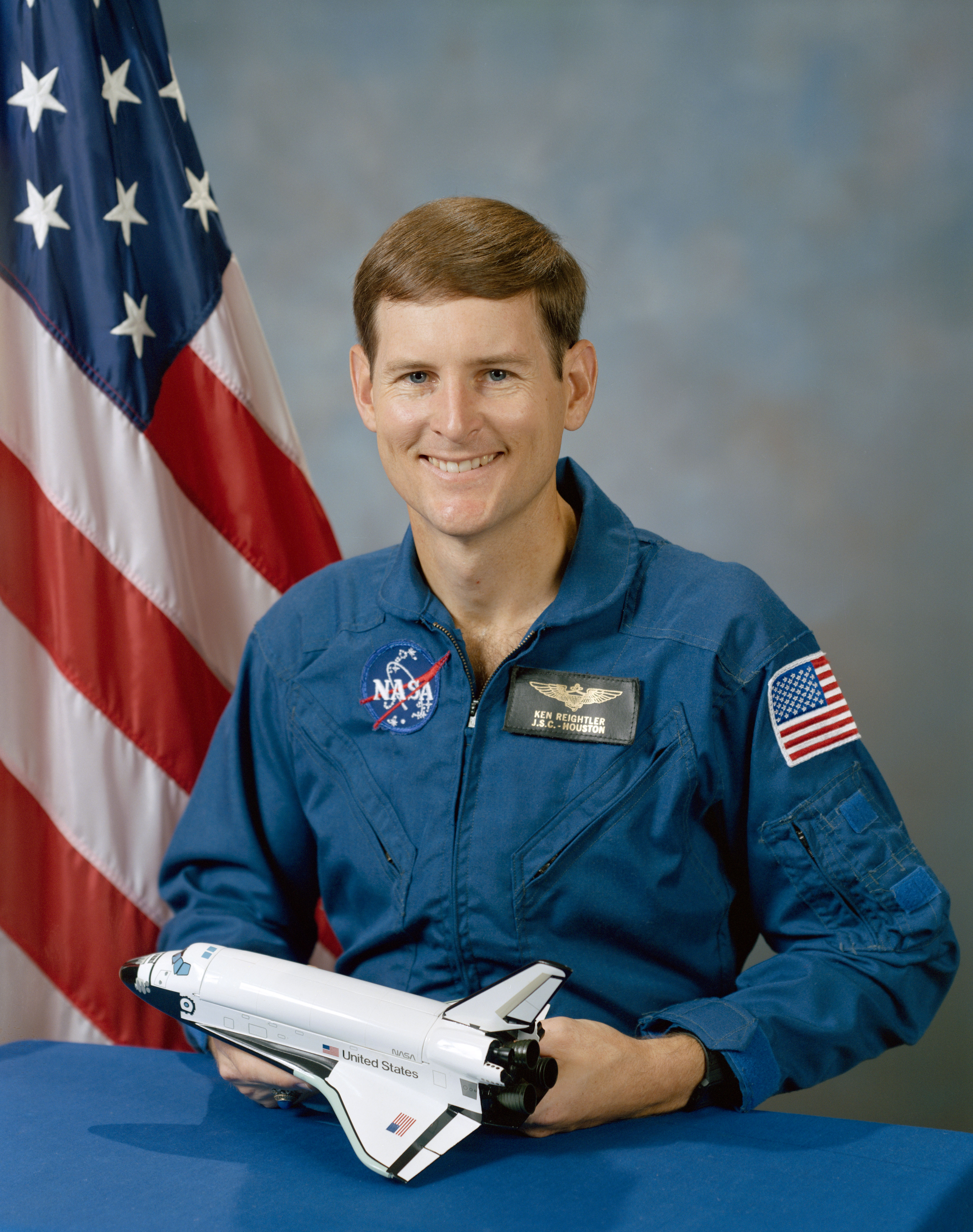 Official portrait of 1987 astronaut candidate Kenneth S. Reightler, Jr