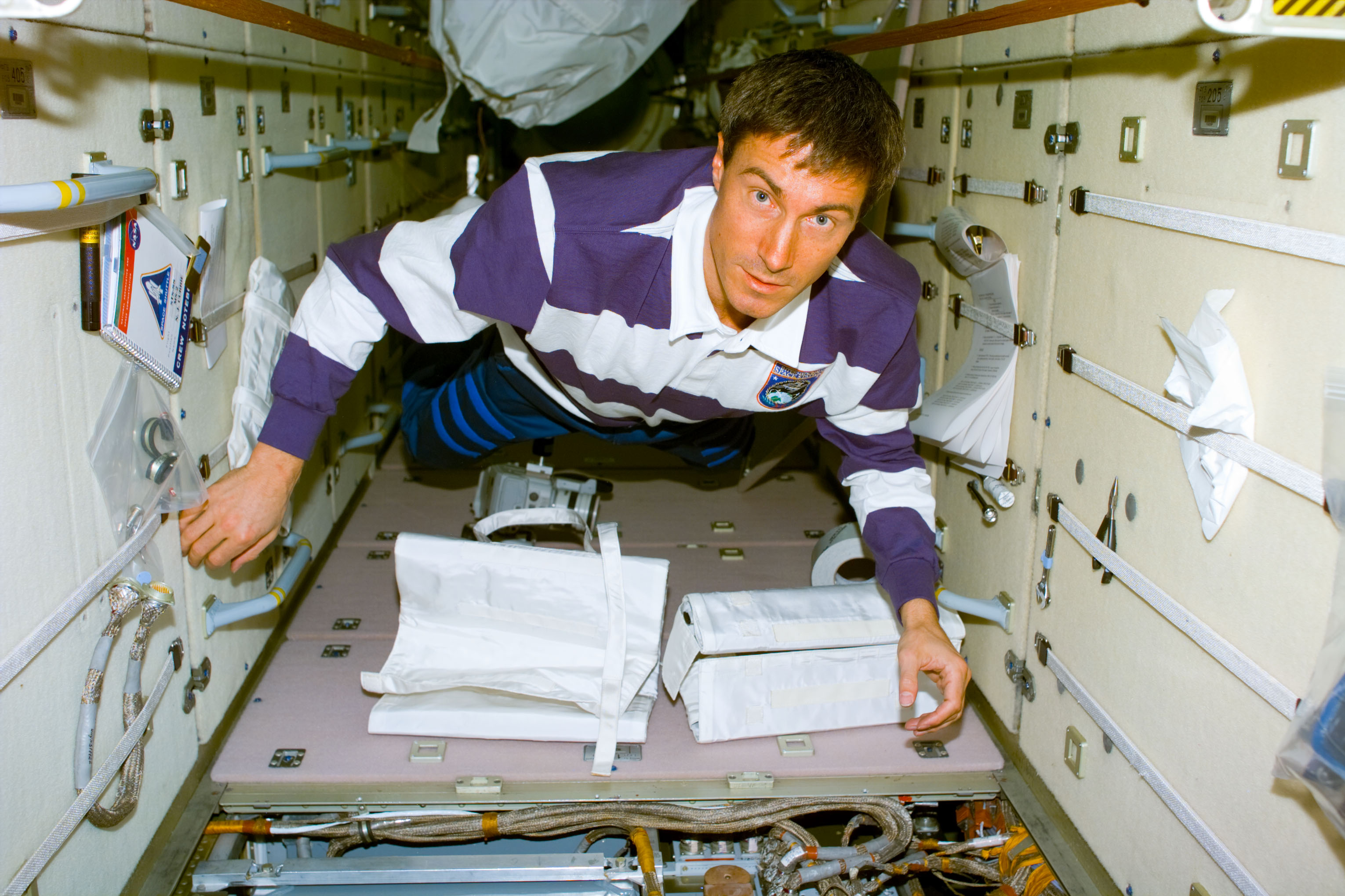 Krikalev in FGB during repair of battery recharger