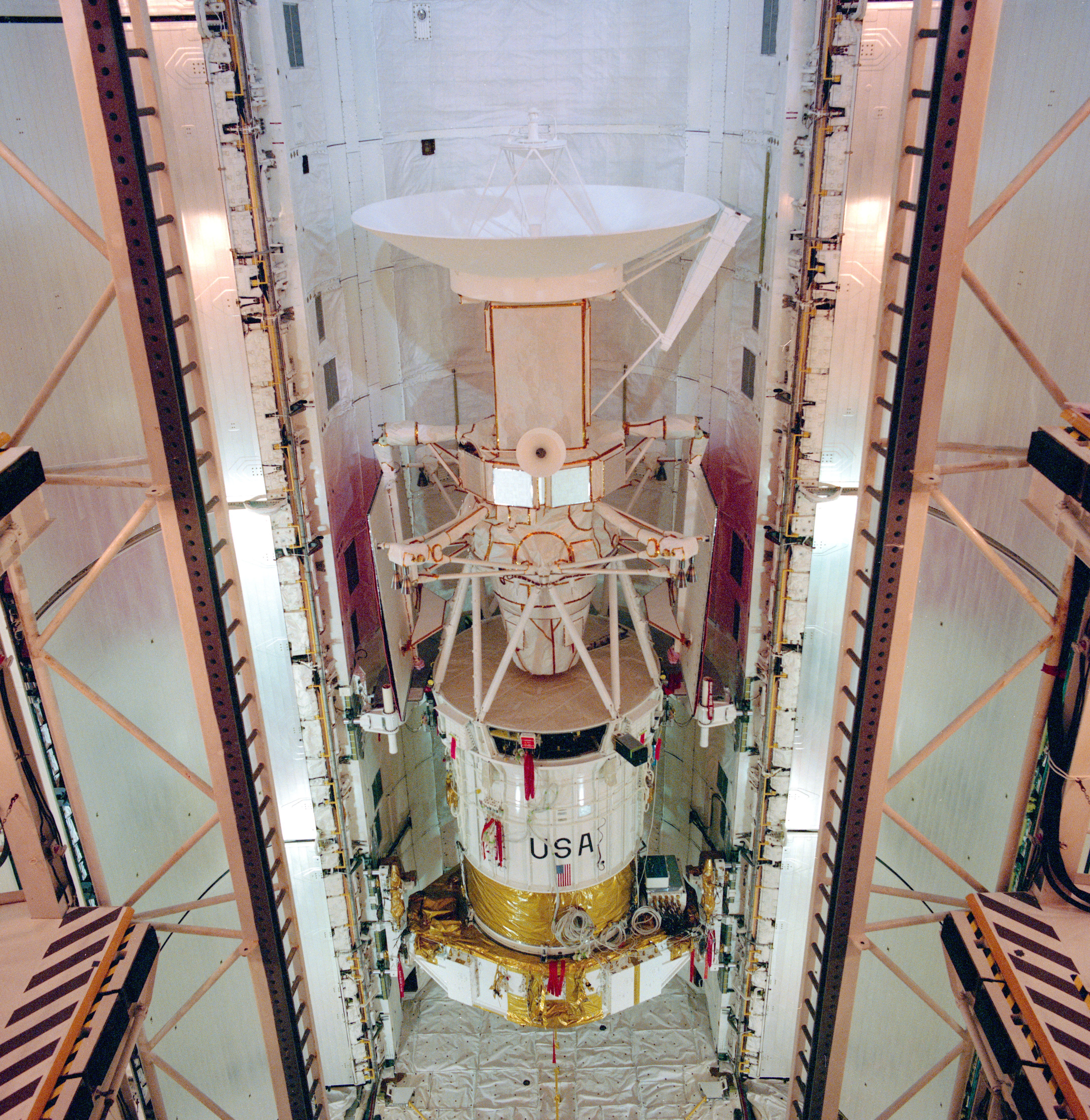 STS-30 Atlantis', OV-104's, payload bay (PLB) with Magellan spacecraft & IUS