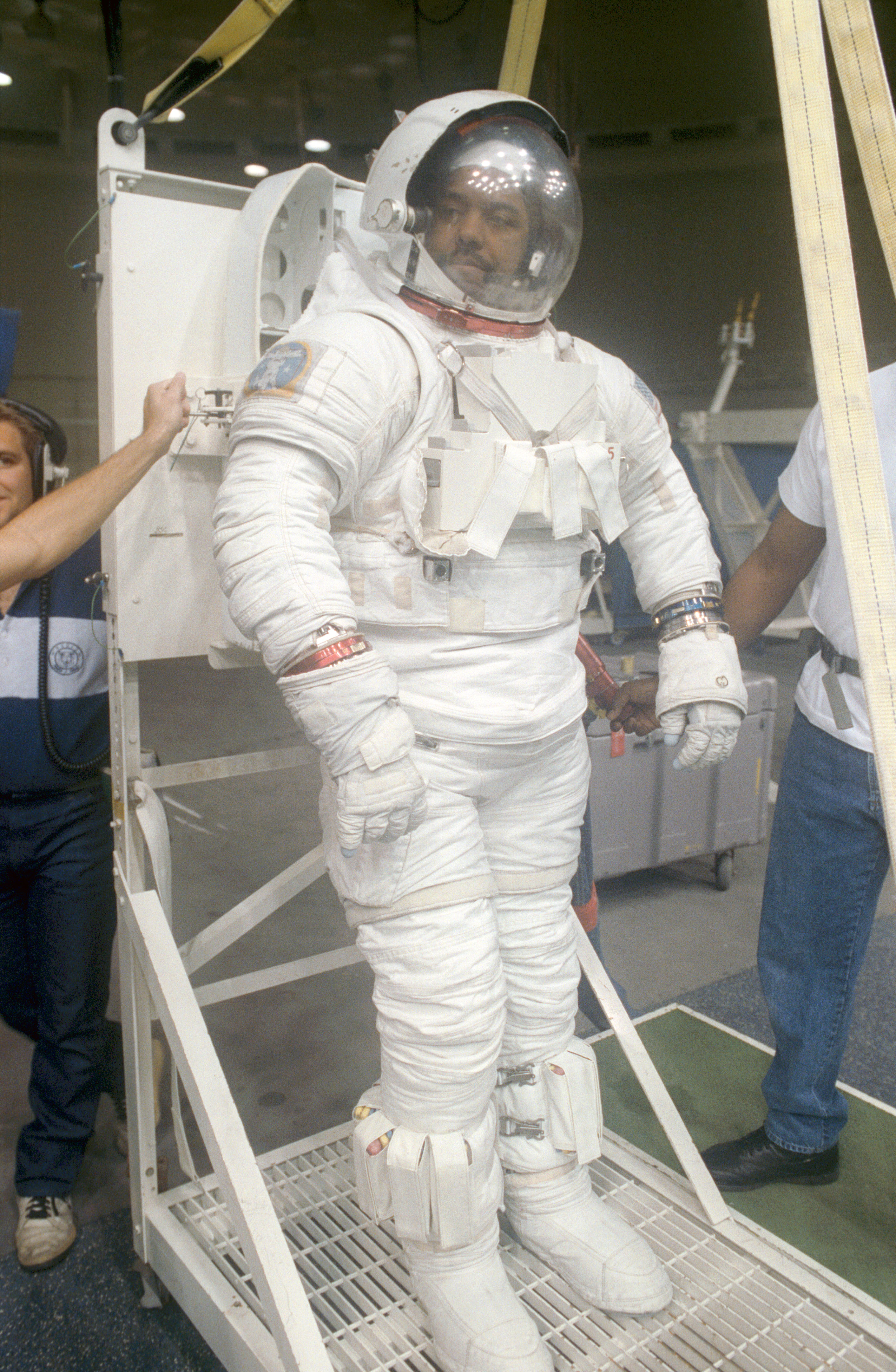 STS-55 MS3 Bernard A. Harris, Jr in EMU at JSC's WETF for EVA simulation