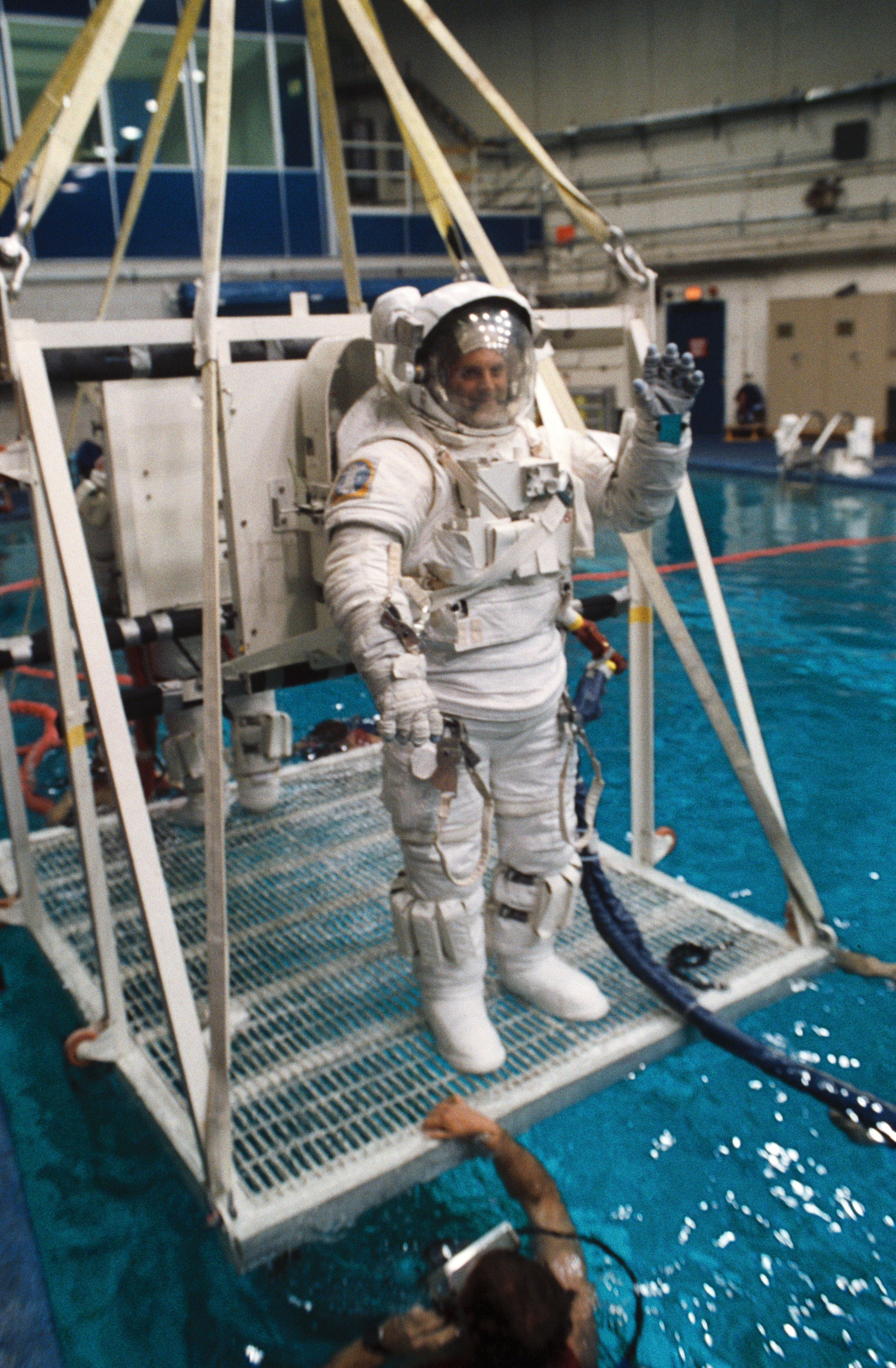 Astronaut David Wolf participates in training for contingency EVA in WETF