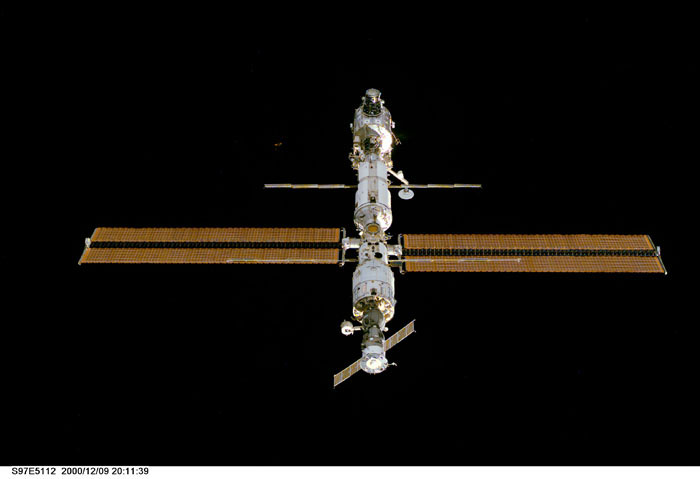 View of the ISS during Endeavour's flyaround after undocking