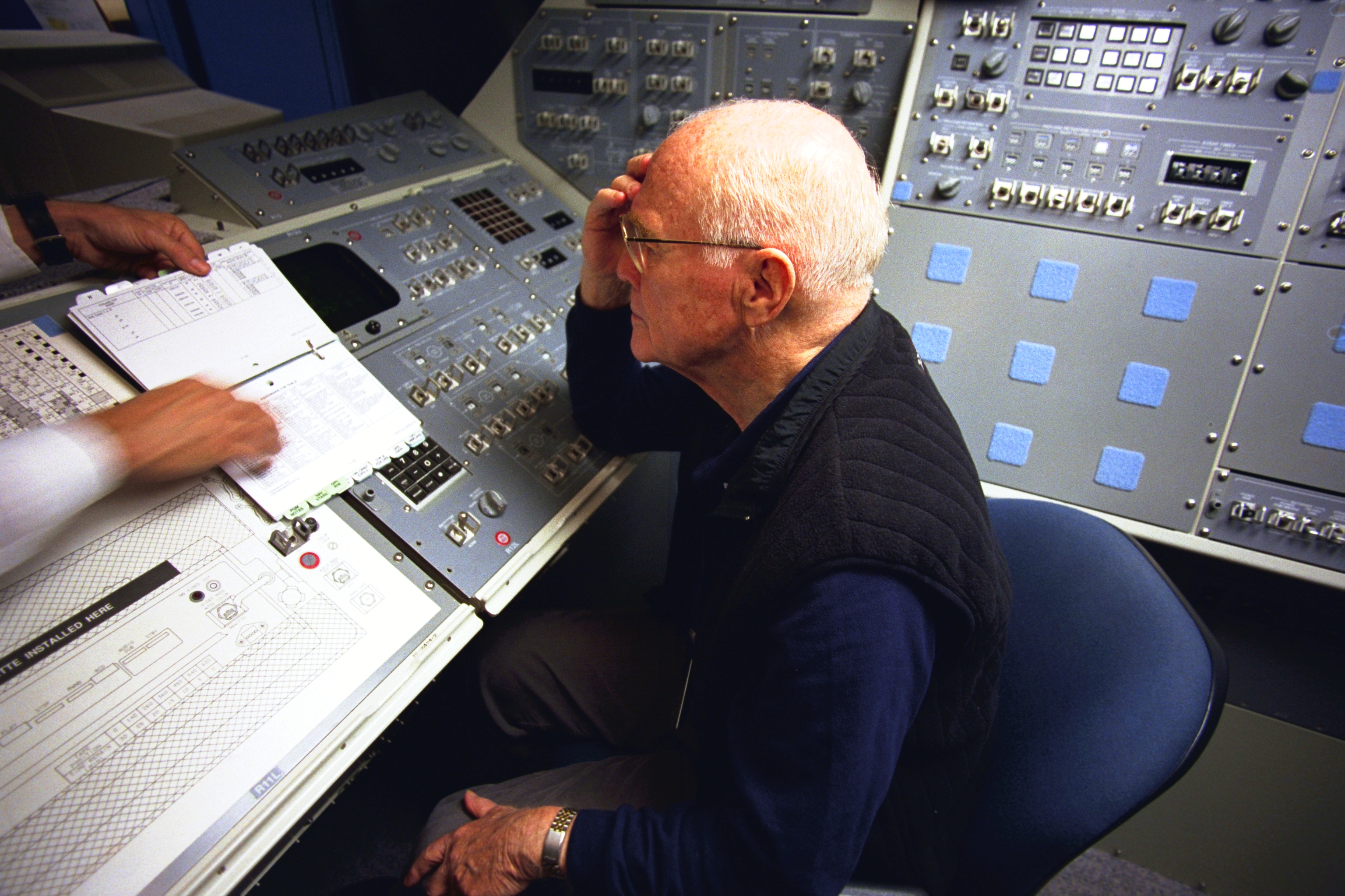 Senator John Glenn training in Single Systems Trainer
