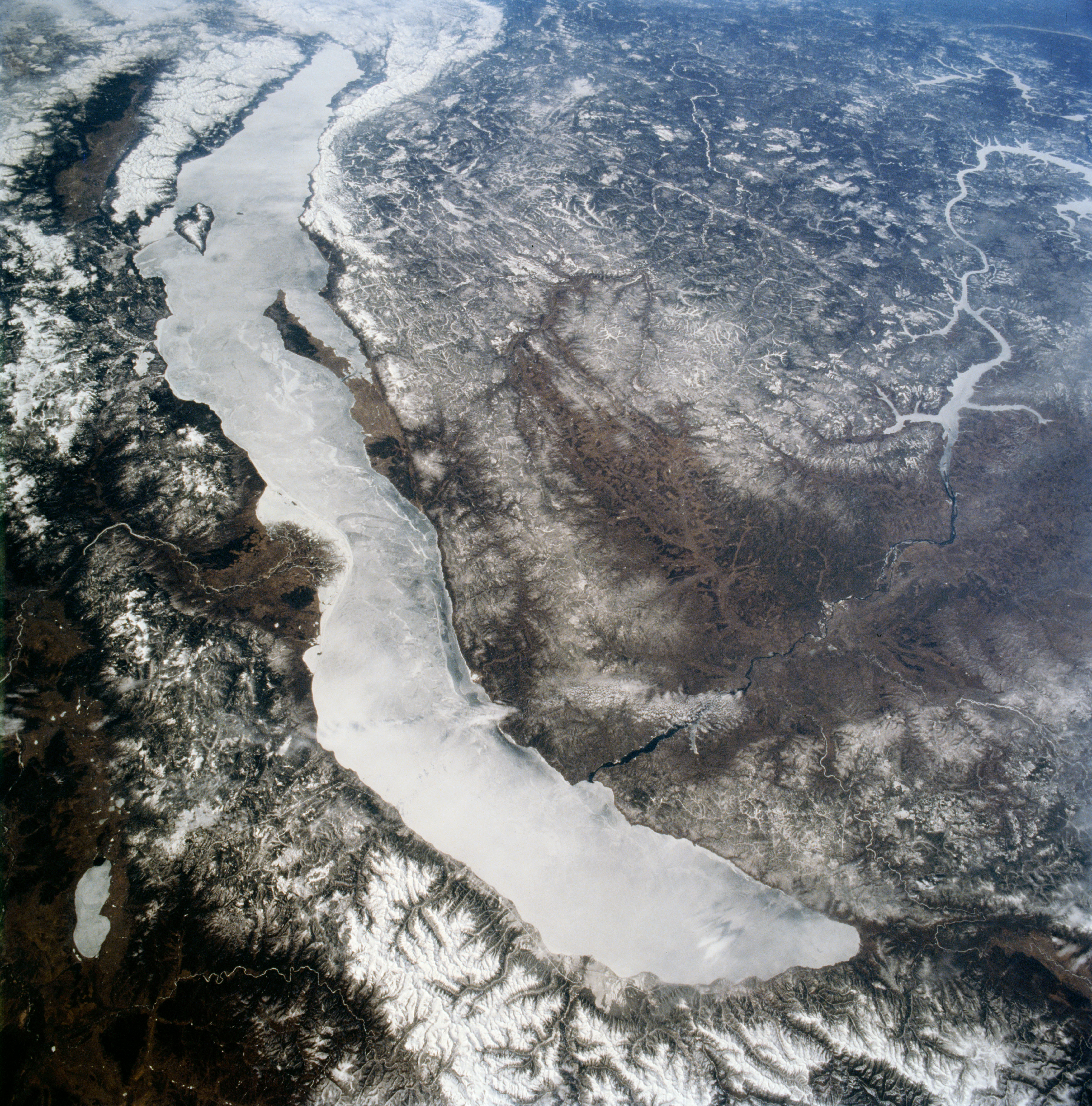 Earth observations taken during the STS-59 mission