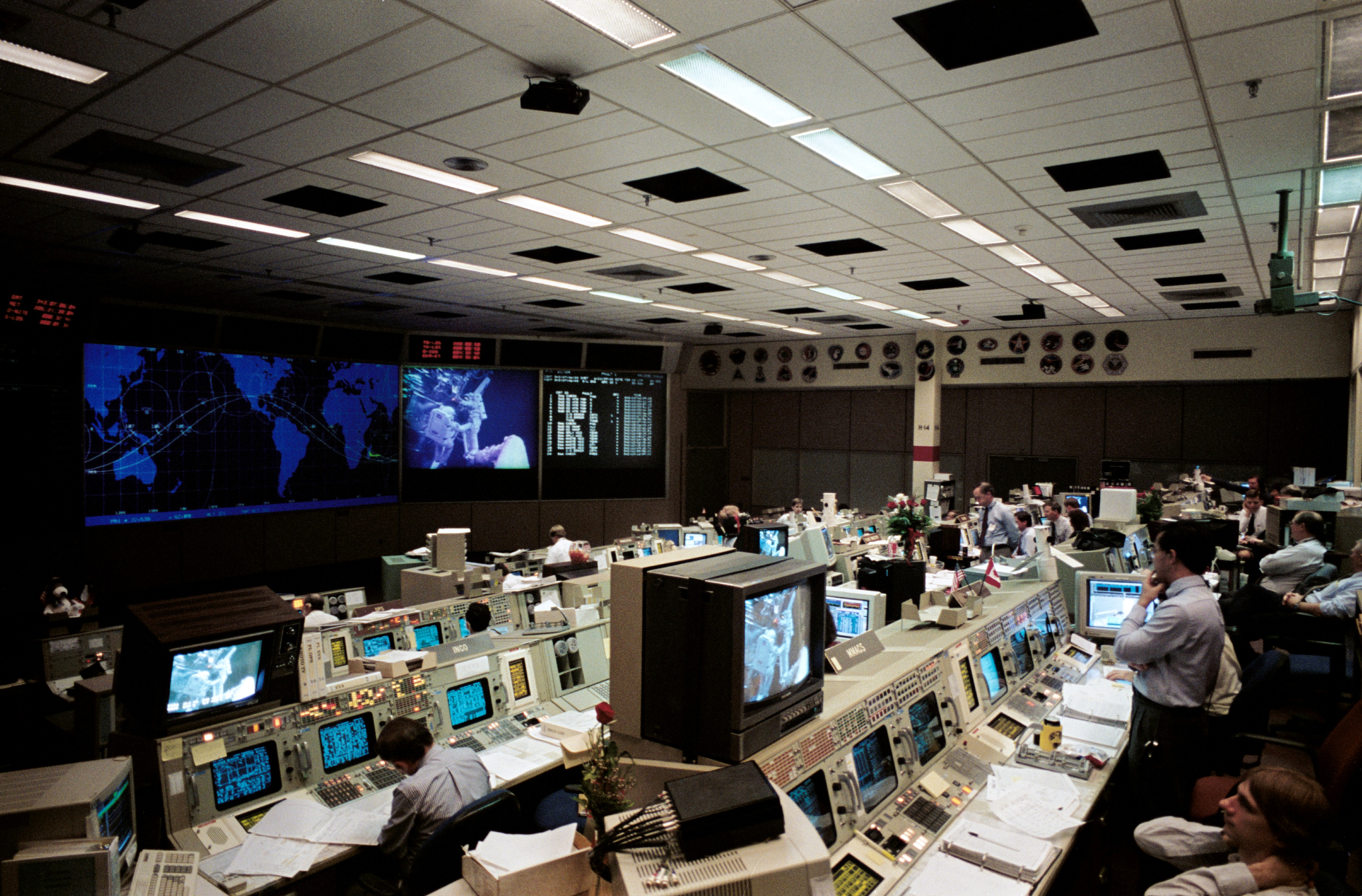 Mission control activity during STS-61 EVA-1