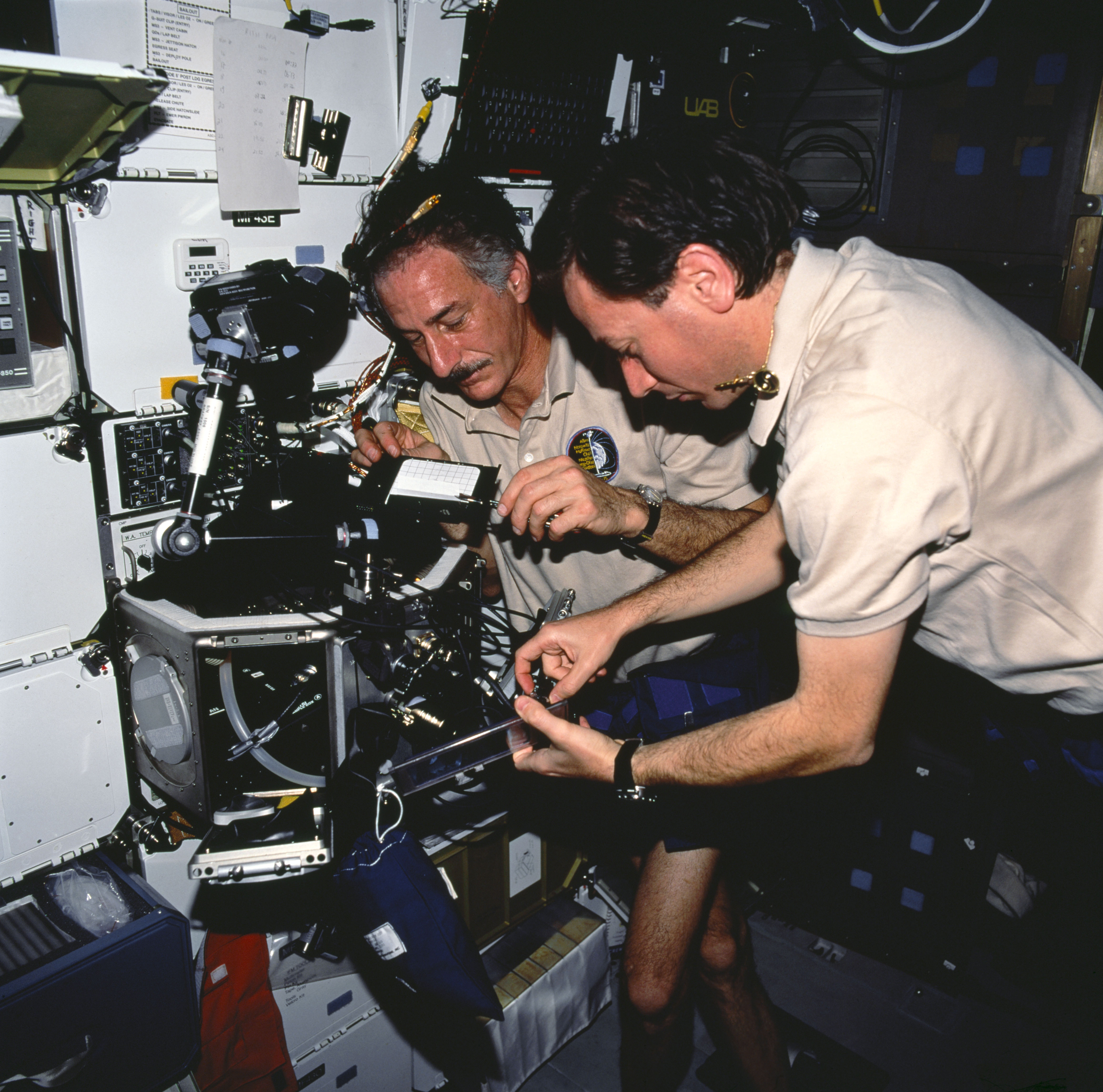 Middeck Glovebox Facility (MGBX)