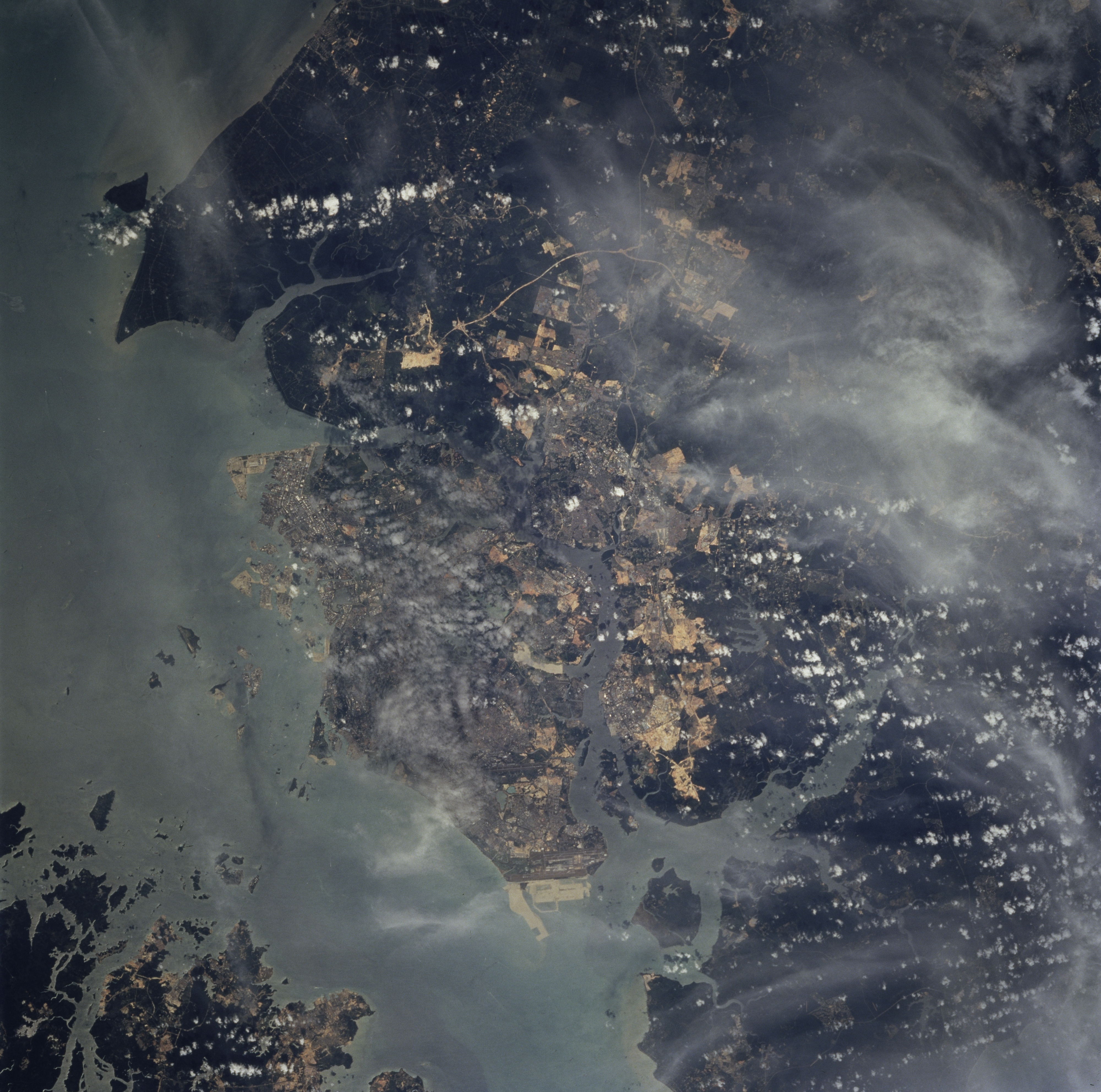 Earth observations taken during STS-81 mission