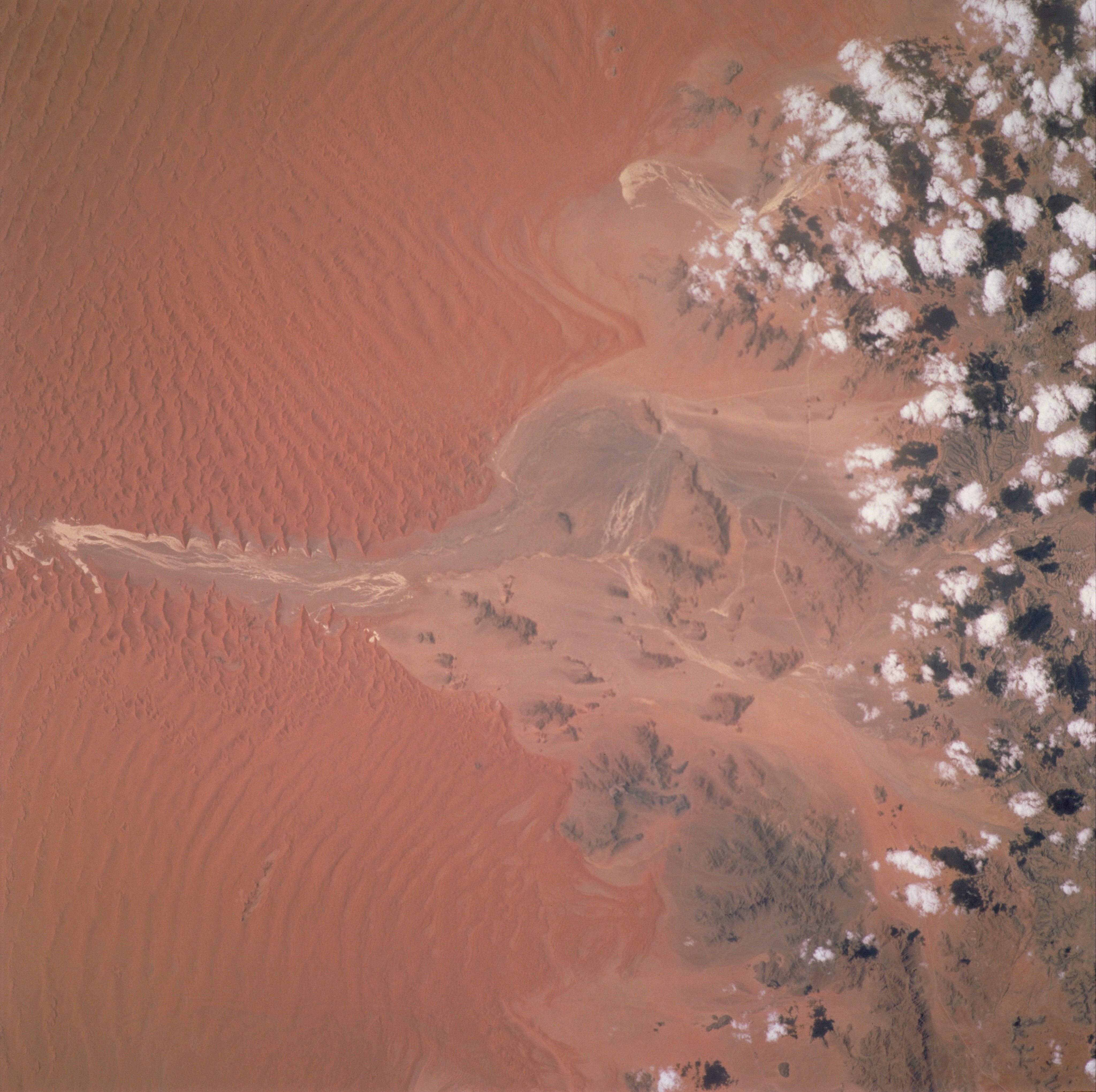 Earth observations of Namibia taken during the STS-97 mission