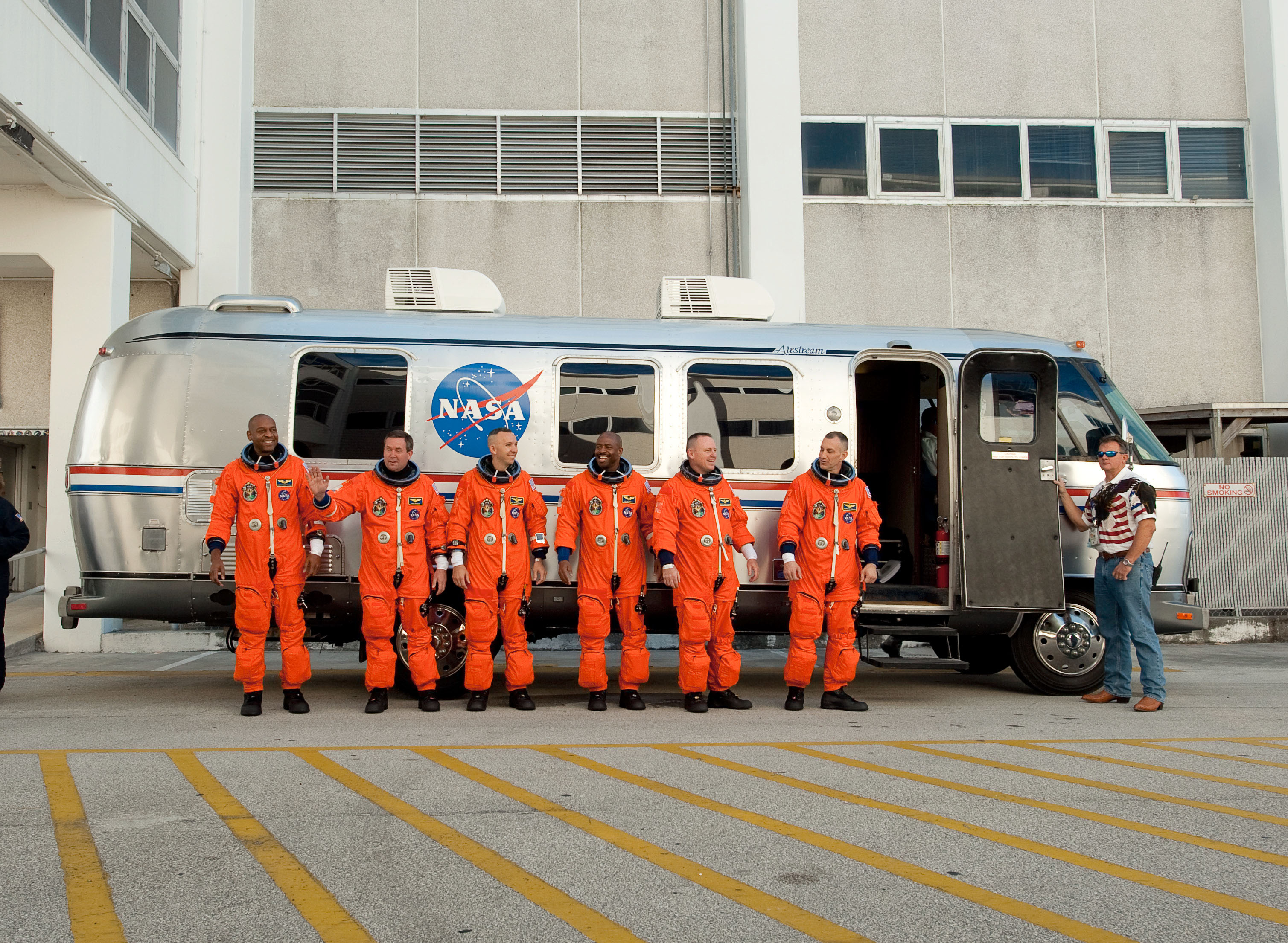 STS-129 Crew Walk Out