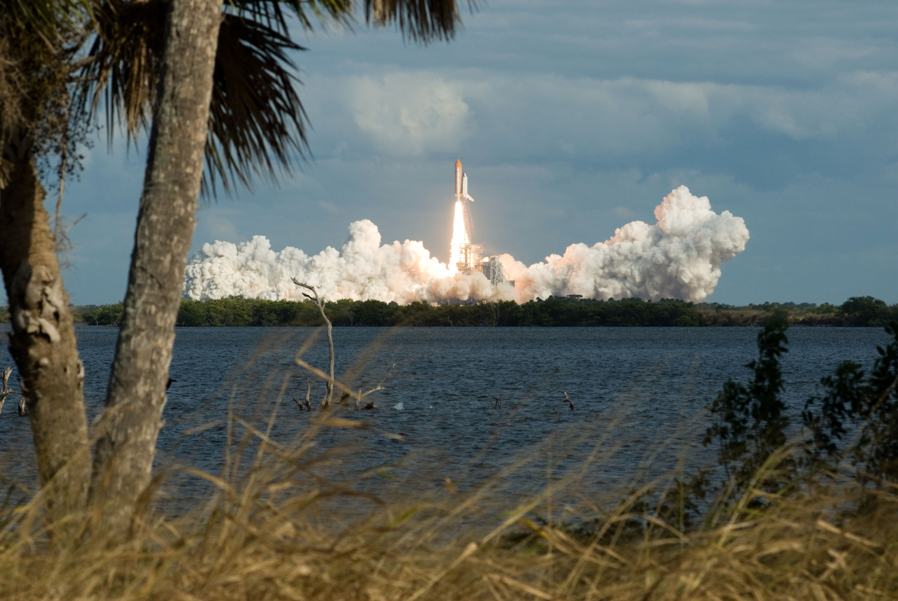 Launch of Space Shuttle Atlantis / STS-129 Mission