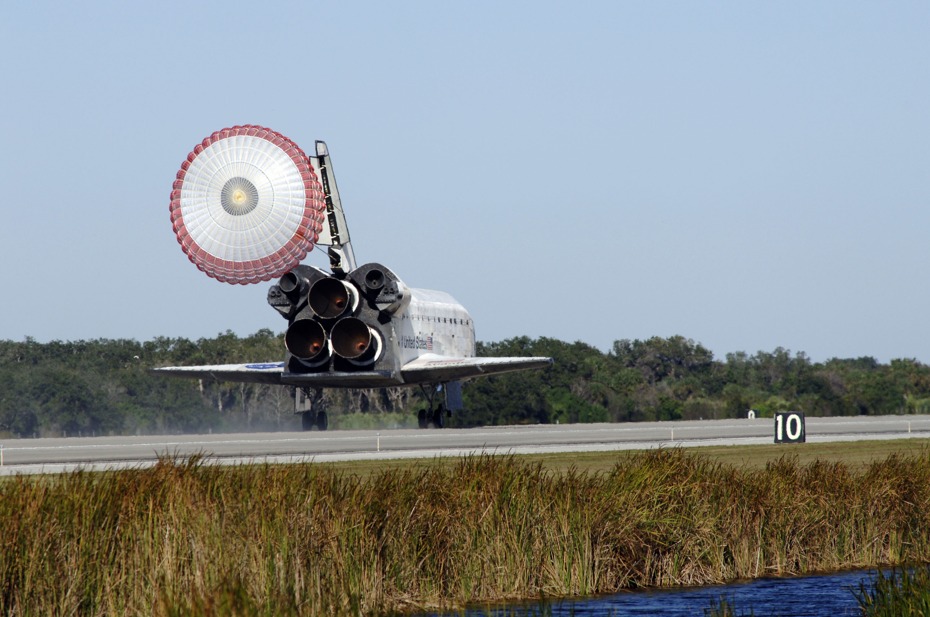 Space Shuttle Atlantis Landing / STS-129 Mission