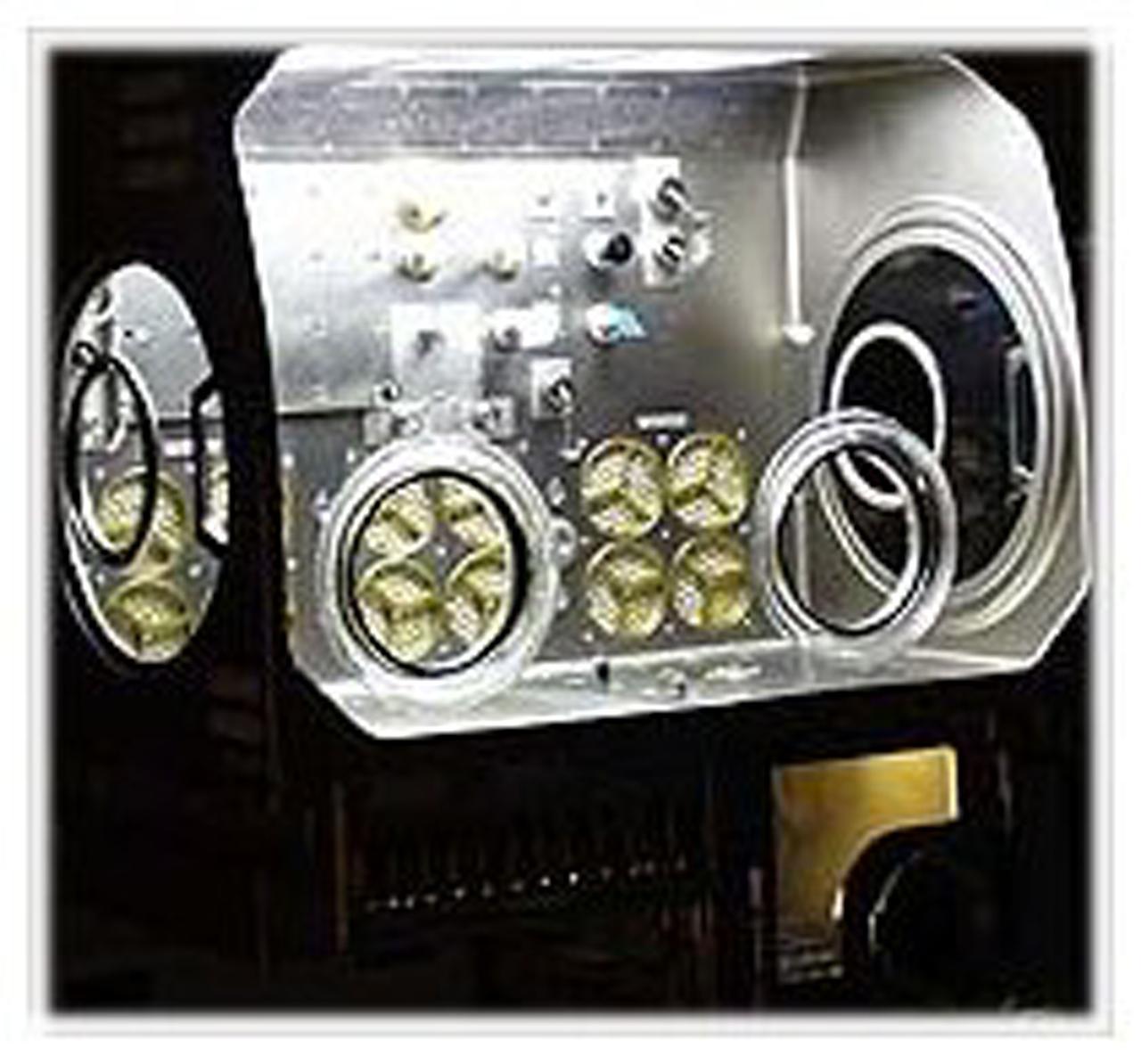 A versatile experiment facility for the International Space Station moved closer to flight recently with delivery of the ground-test model to NASA's Marshall Flight Center. The Microgravity Science Glovebox Ground Unit was delivered to the Microgravity Development Laboratory will be used to test hardware and procedures for the flight model of the glovebox aboard the ISS's Laboratory Module, Destiny.