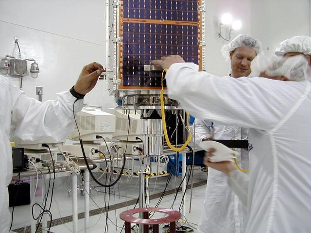 NASA image: KSC-01KODI-069