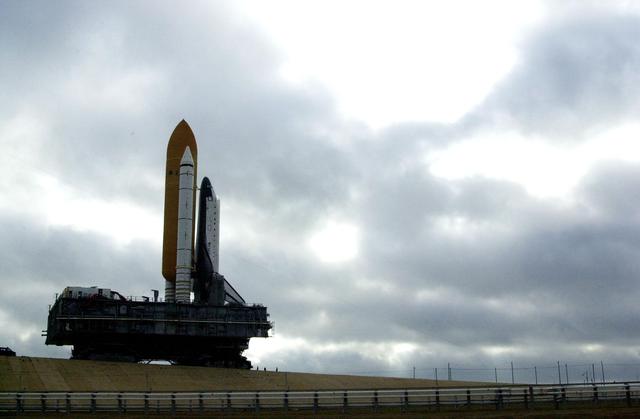 NASA image: KSC-01PADIG-017