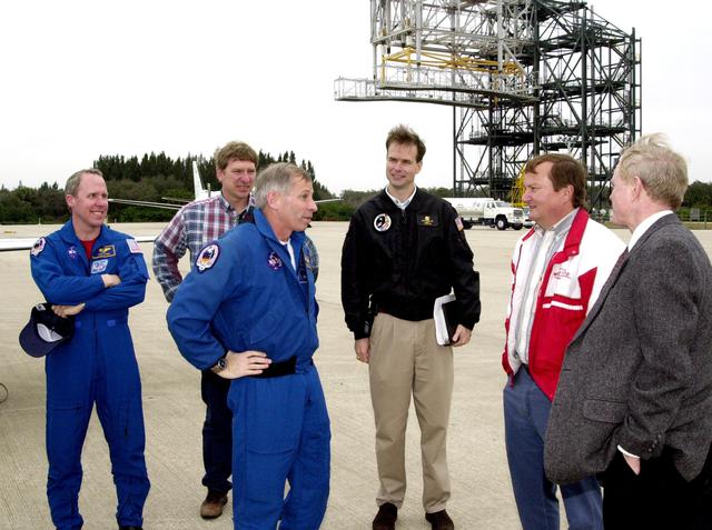 NASA image: KSC-01PADIG-040