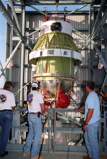 NASA image: ksc-01pp-1131