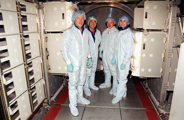 NASA image: KSC-01PP-1586