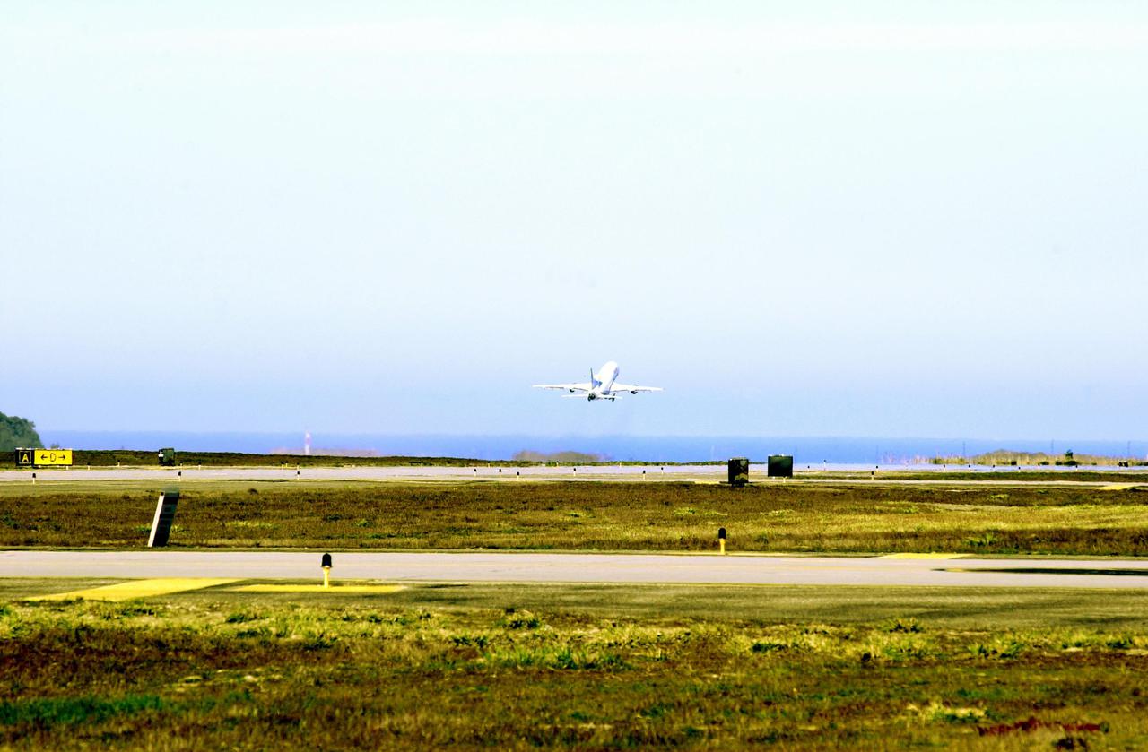 VANDENBERG AFB, CALIF. - The Orbital Stargazer L-1011 aircraft takes off from Vandenberg AFB, Calif., with the HESSI spacecraft tucked inside a Pegasus XL rocket that is attached to the under belly of the L-1011. Launch of HESSI in mid-air over the Atlantic Ocean is scheduled for 3:26 p.m. EST Feb. 5, 2002.The HESSI spacecraft will be carried approximately 113 nautical miles east-southeast of Cape Canaveral to an altitude of about 39,000 feet for release. During its planned two-year mission HESSI will study the secrets of how solar flares are produced in the Sun's atmosphere