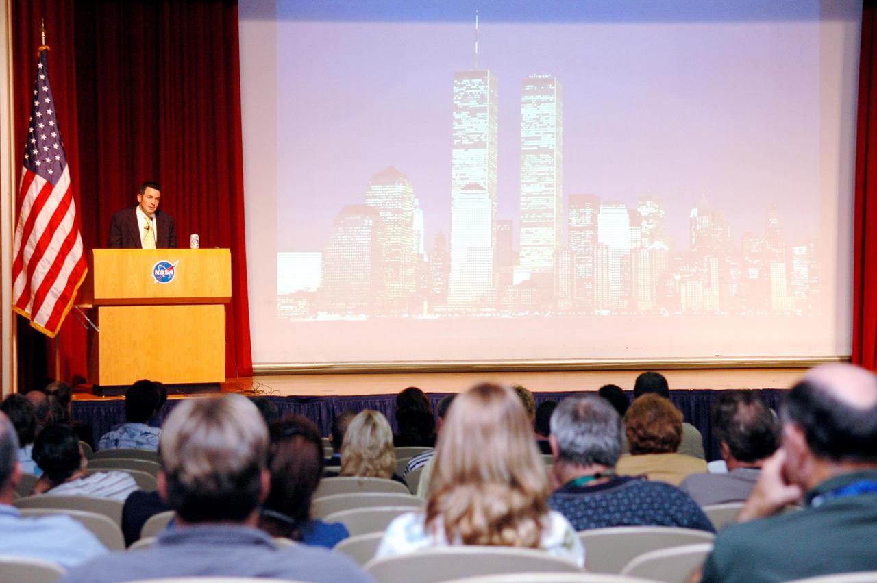 KENNEDY SPACE CENTER, FLA. -  Gary Grigg, a survivor of the World Trade Center attack on Sept. 11, 2001, relates his experience as part of KSC’s Spaceport Super Safety and Health Day. The event included other guest speakers Dr. Pamela Peeke, Navy Com. Stephen E. Iwanowicz, NASA’s Dr. Kristine Calderon and Olympic-great Bruce Jenner.  In addition, many vendors’ exhibits were on display for employees.  Super Safety and Health Day was initiated at KSC in 1998 to increase awareness of the importance of safety and health among the government and contractor workforce.  The theme for this year’s event was “Safety and Health: A Winning Combination.”
