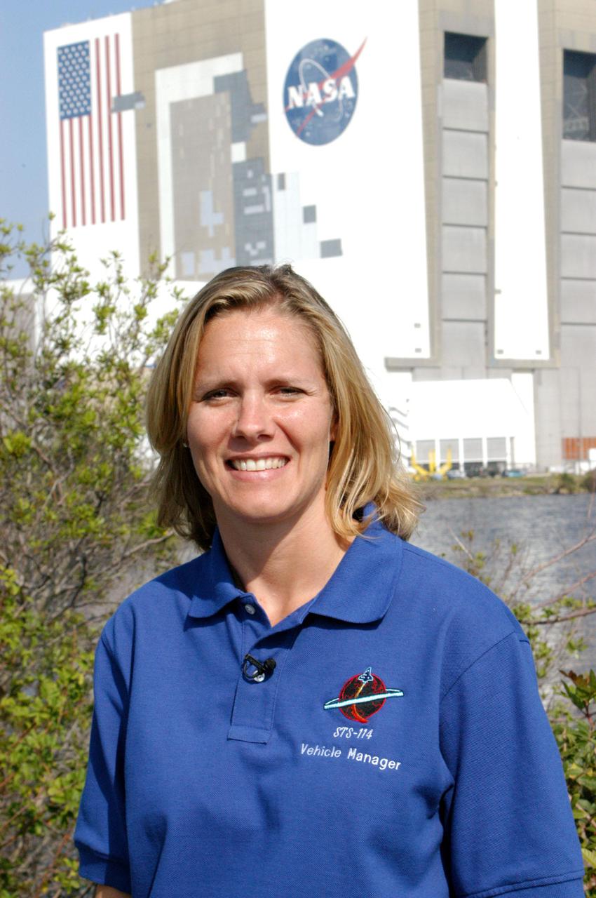 KENNEDY SPACE CENTER, FLA. - Official portrait of Stephanie Stilson, NASA Vehicle Manager - Discovery.