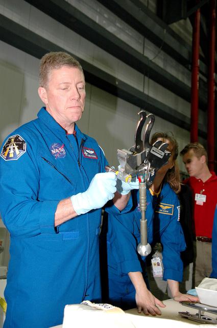 NASA image: KSC-05pd-0770