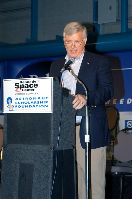 NASA image: KSC-05pd-0828