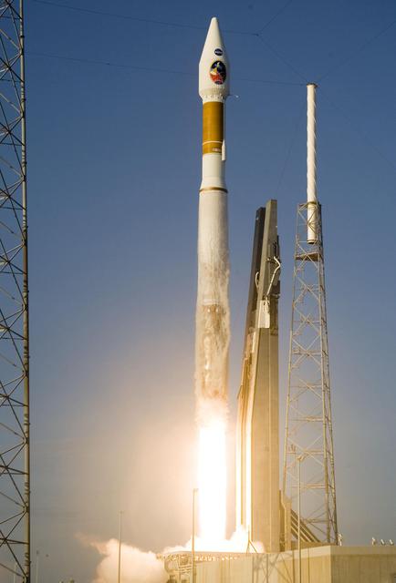 NASA image: KSC-05PD-1874