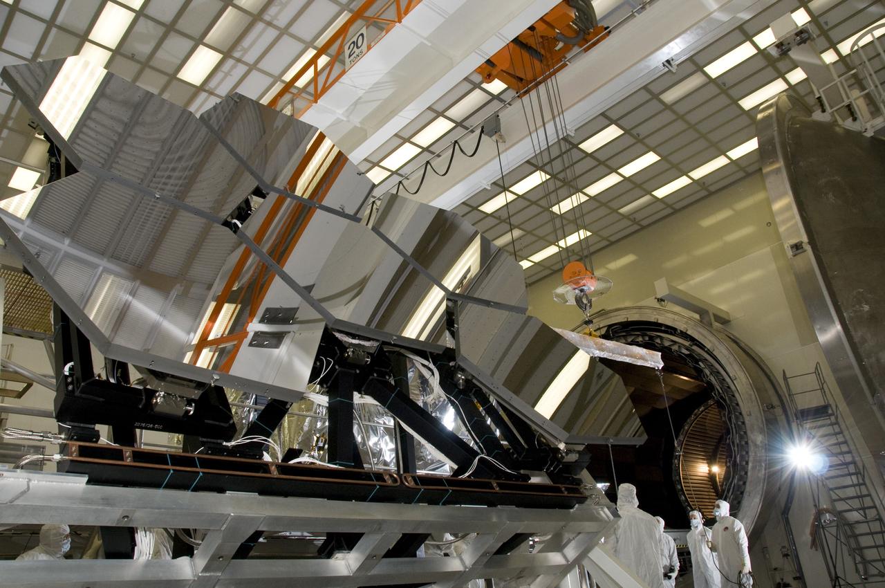 SIX OF THE EIGHTEEN JAMES WEBB SPACE TELESCOPE MIRROR SEGMENTS ARE BEING PREPPED TO MOVE INTO THE X-RAY AND CRYOGENIC FACILITY FOR TESTING.