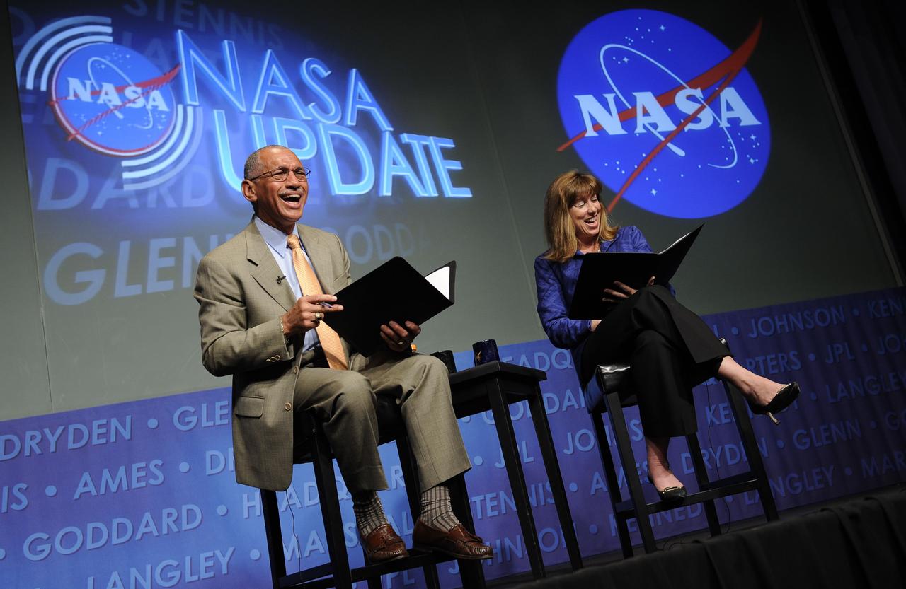 "NASA Update" program with NASA Administrator Charles Bolden, NASA Deputy Administrator Lori Garver and NASA Acting Asistant Administrator for Public Affairs Bob Jacobs as moderator, NASA Headquarters, Thursday, April 8, 2010 in Washington. Photo Credit: (NASA/Bill Ingalls)