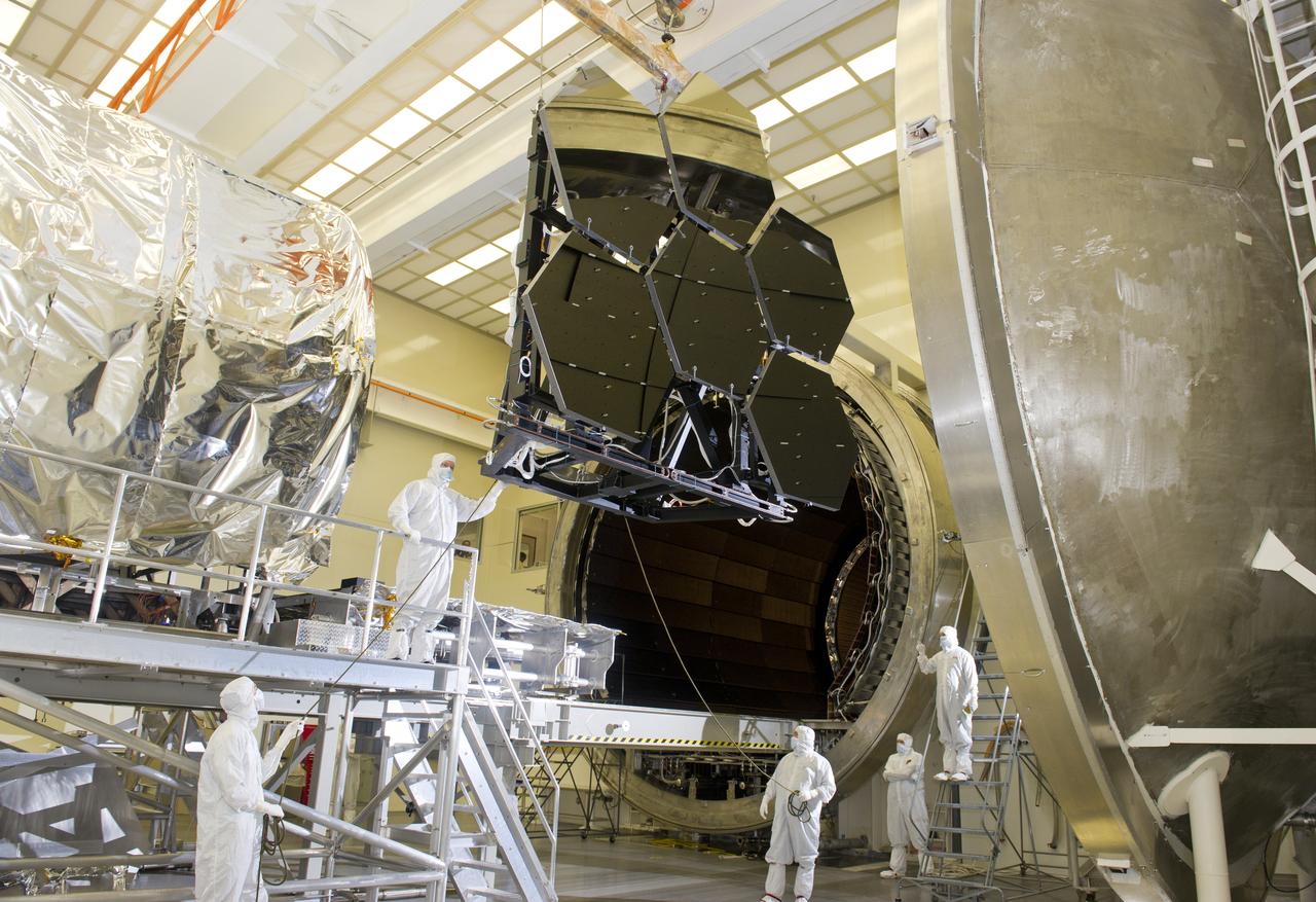 JAMES WEBB SPACE TELESCOPE CRYOGENIC TEST #4 SIX MIRROR DE-INTEGRATION, JULY 13, 2010, MSFC X-RAY & CRYOGENIC FACILITY