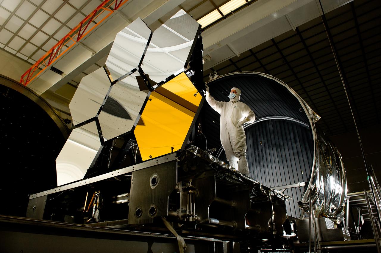 BALL AEROSPACE’S  DAVE CHANEY INSPECTS THE JAMES WEBB SPACE TELESCOPE IN THE X-RAY AND CRYOGENIC FACILITY