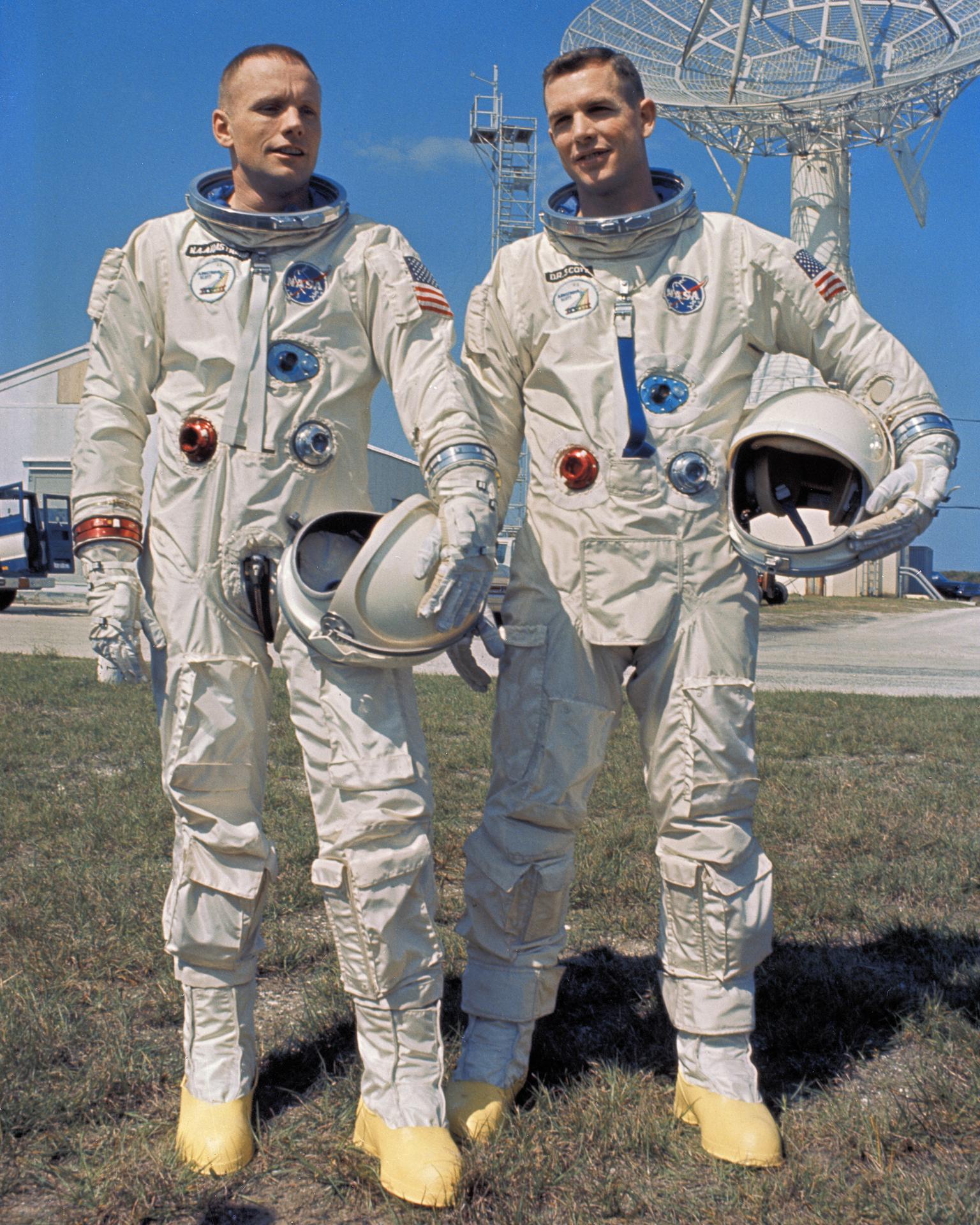 Portrait of Gemini 8 astronauts Neil Armstrong and Dave Scott in their space suits.