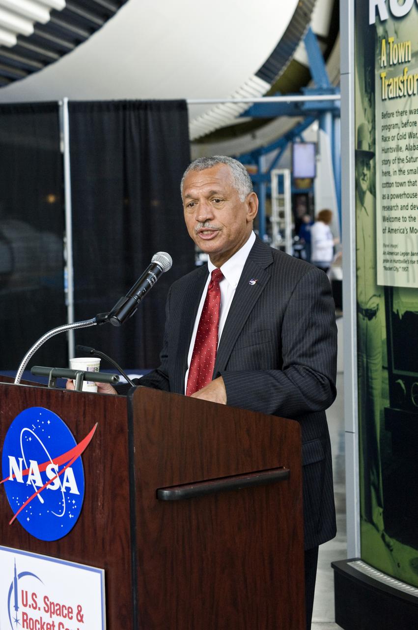 CHARLES BOLDEN NASA ADMINISTRATOR SPEAKING AT THE MEDIA EVENT FOLLOWING THE MARSHALL SMALL BUSINESS ALLIANCE HELD AT THE DAVIDSON CENTER, HUNTSVILLE, ALABAMA