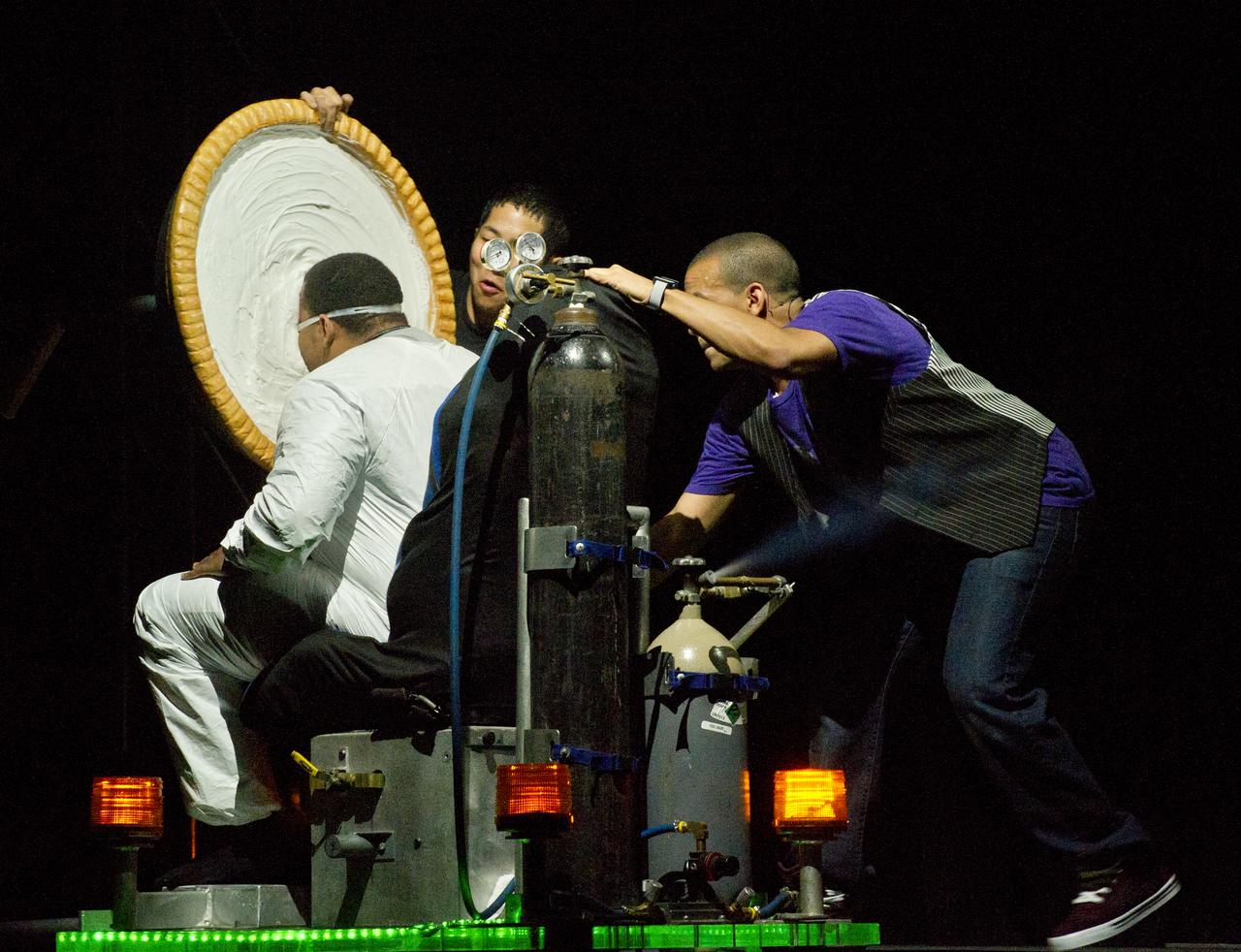 MARSHALL ENGINEER MARVIN BARNES GETS PIE IN FACE DURING HONEYWELL "FMA LIVE" PROGRAM