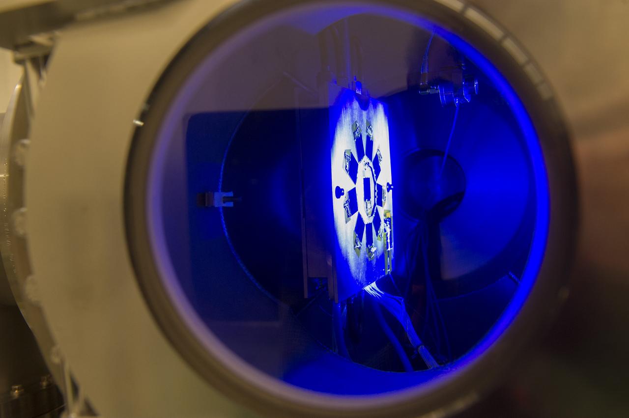 BLDG 4605, VACUUM UV/UV TEST SAMPLE