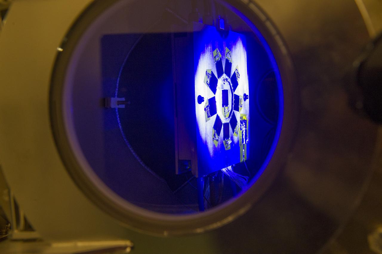 BLDG 4605, VACUUM UV/UV TEST SAMPLE