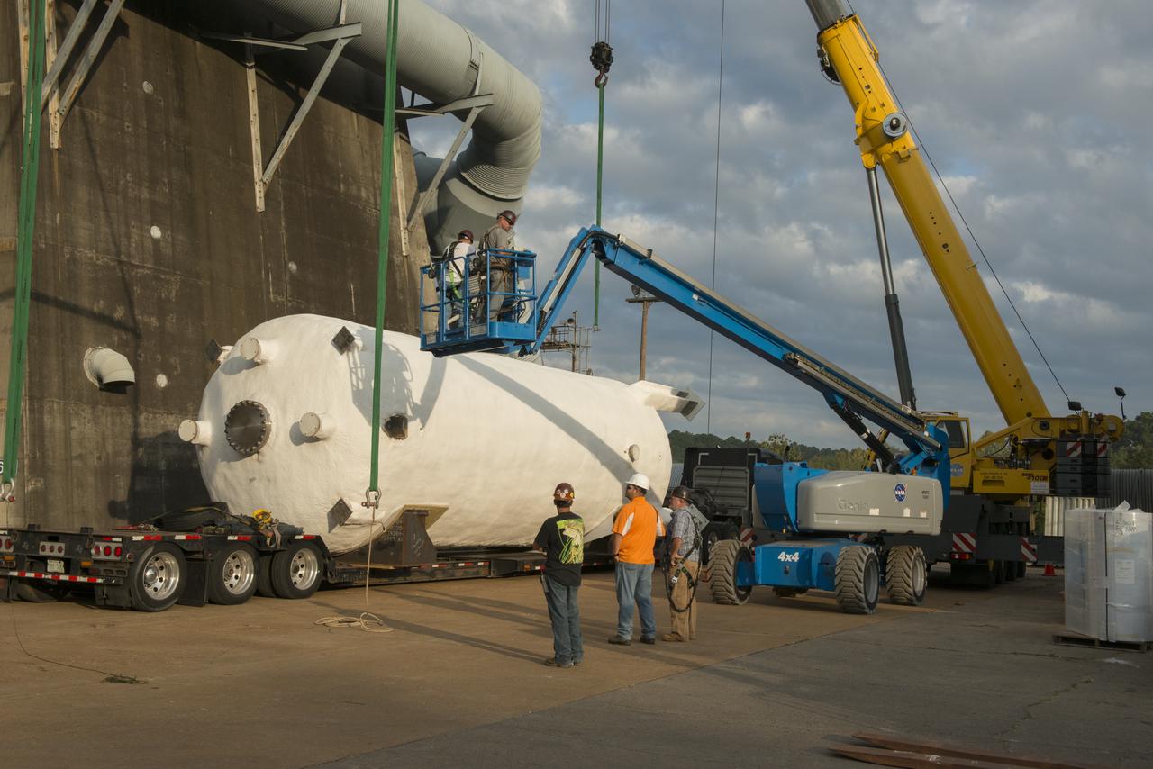 BOEING HIGH CAPACITY FUEL TANK BEING READIED FOR PLACEMENT ON WEST TEST AREA TEST STAND IN ANTICIPATION OF FURTHER TESTING.