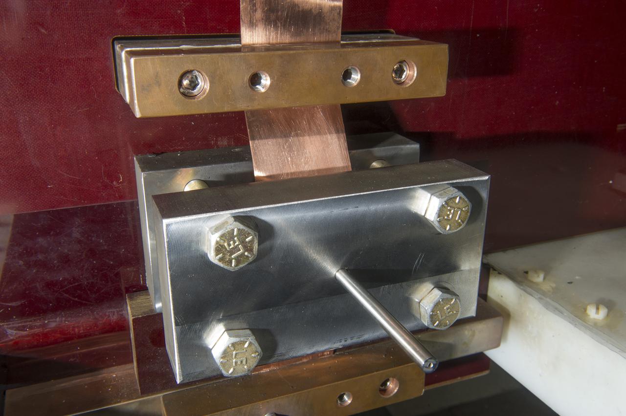 EXPLODING WIRE GUN, BARREL BLOCK ASSEMBLY, BLDG 4205