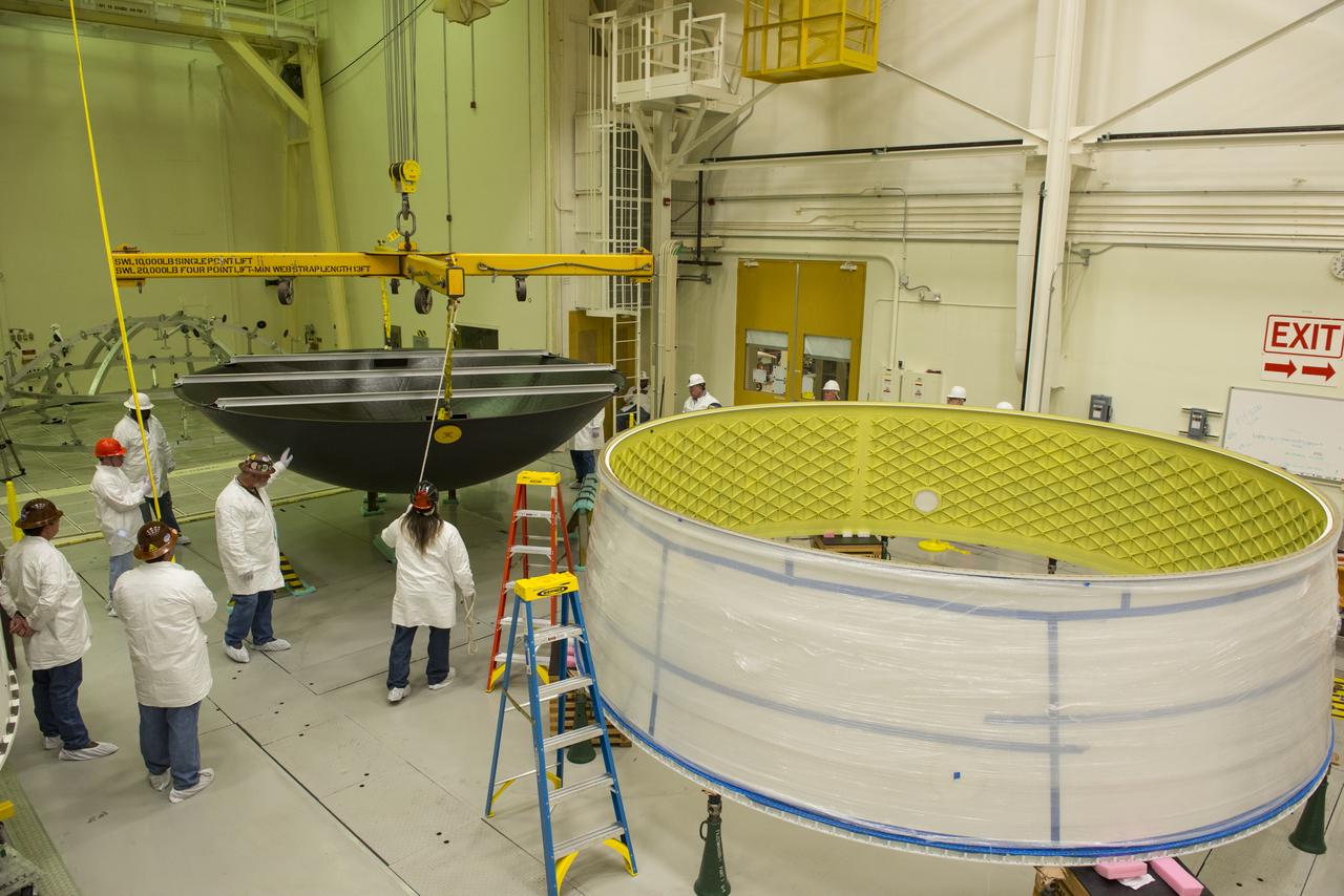 MATING OF THE MULTI-PURPOSE CREW VEHICLE STAGE ADAPTER (MSA) WITH ITS DIAPHRAGM IN BLDG. 4708. DECEMBER 20, 2014.F
