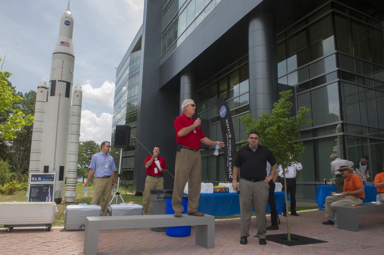 CHRIS SINGER MAKES COMMENTS AT DUMBACHER FAREWELL