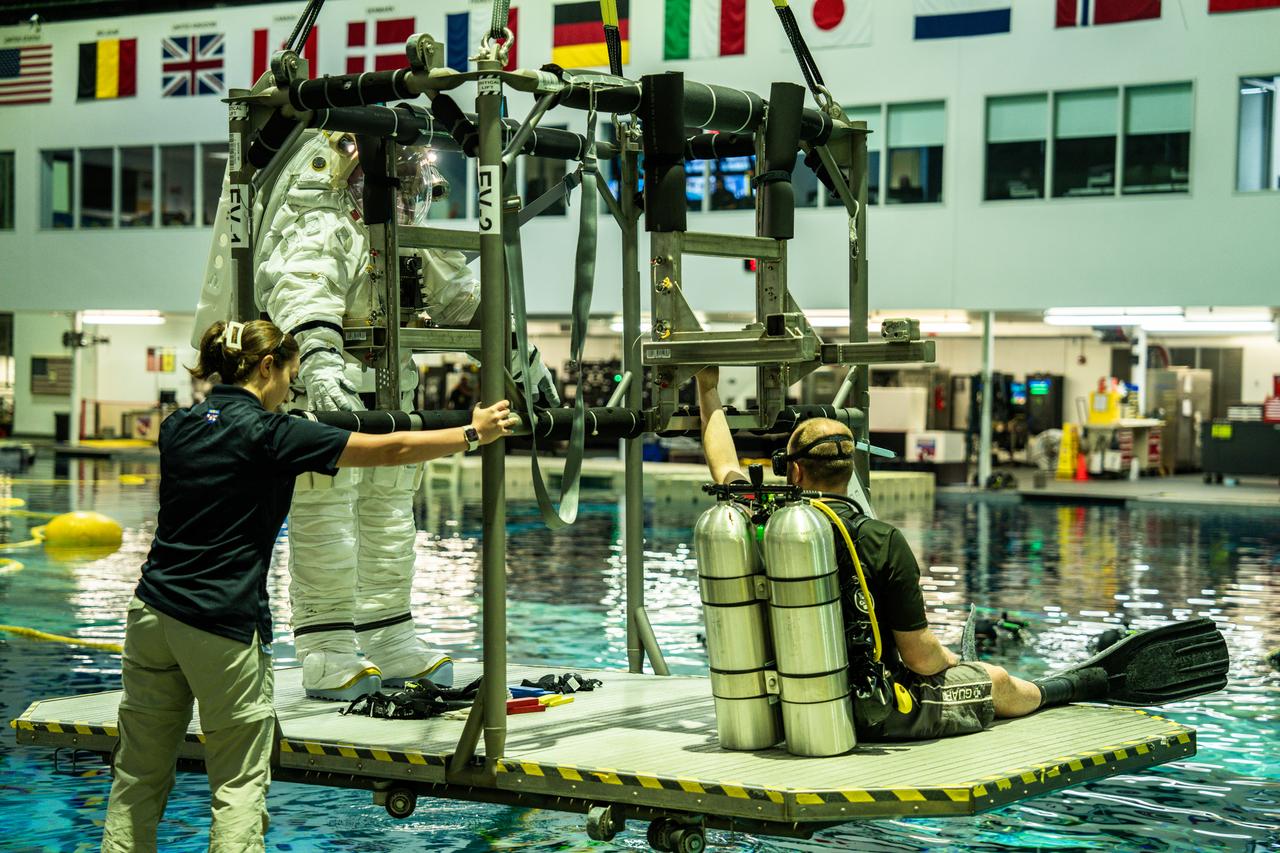 Axiom Space's AxEMU (Axiom Extravehicular Mobility Unit) spacesuit being tested at NASA Johnson's Neutral Buoyancy Laboratory. Image Credit: Axiom Space