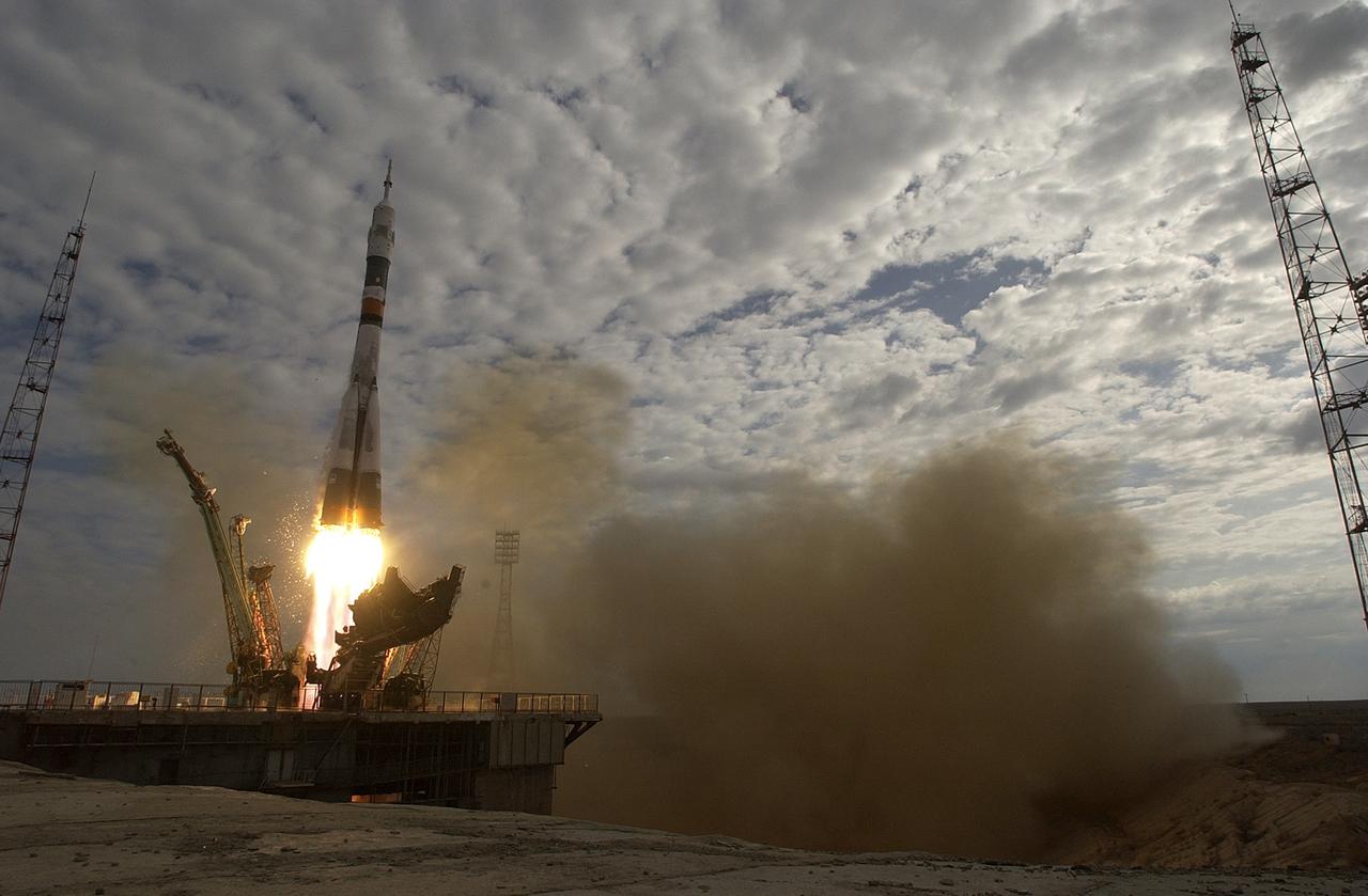 A Soyuz spacecraft lifts off from the Baikonur Cosmodrome in Baikonur, Kazakhstan, at 10:54 p.m. (CDT) on Saturday, April 26, 2003. Onboard were Yuri I. Malenchenko, Expedition 7 Mission Commander, and Edward T. Lu, NASA International Space Station Science Officer and Flight Engineer. Photo credit: (NASA/Scott Andrews)