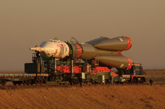 NASA image: Expedition 8 Soyuz Transport