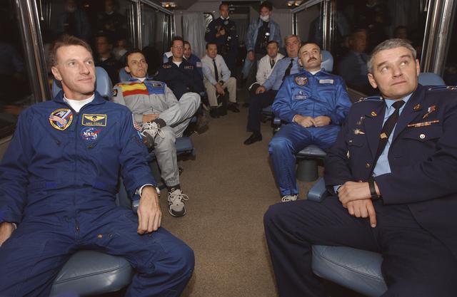 NASA image: Expedition 8 Launch Day