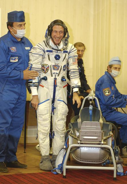 NASA image: Expedition 8 Launch Day