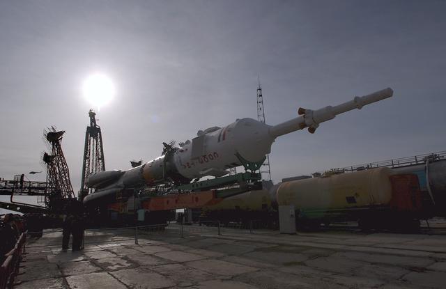 NASA image: Expedition 9 Soyuz Rollout