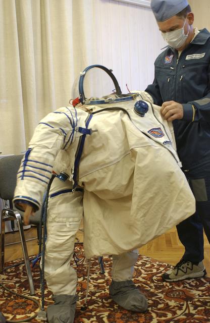 NASA image: Expedition 10 Preflight