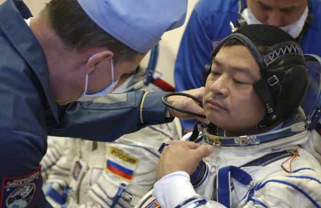 NASA image: Expedition 10 Preflight