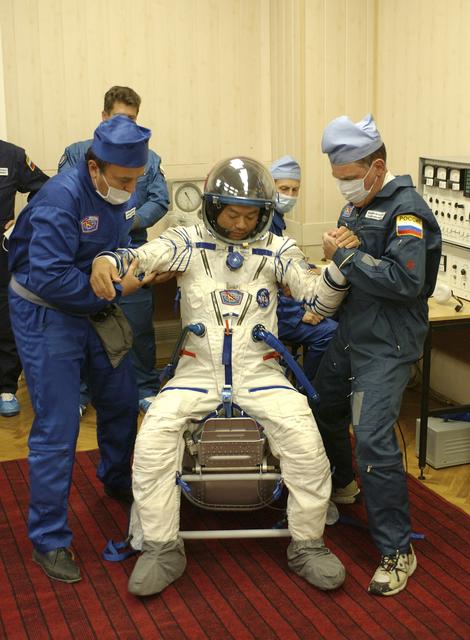 NASA image: Expedition 10 Preflight