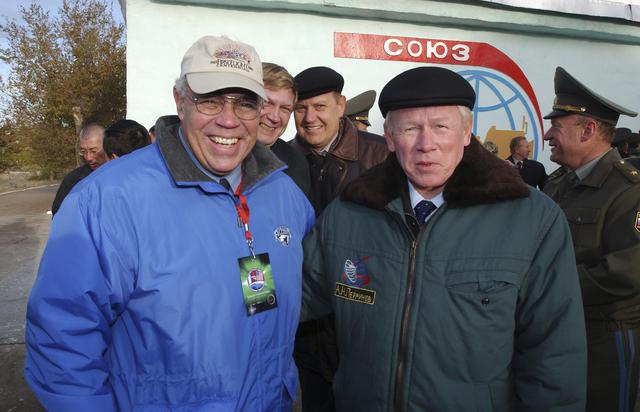 NASA image: Expedition 10 Launch